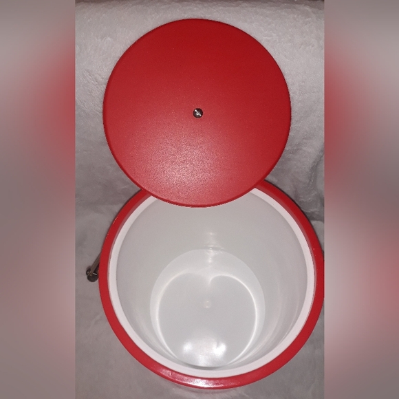 Daniel Baer Signed Hunting Horn Motif Ice Bucket Red & Gold - Picture 7 of 12